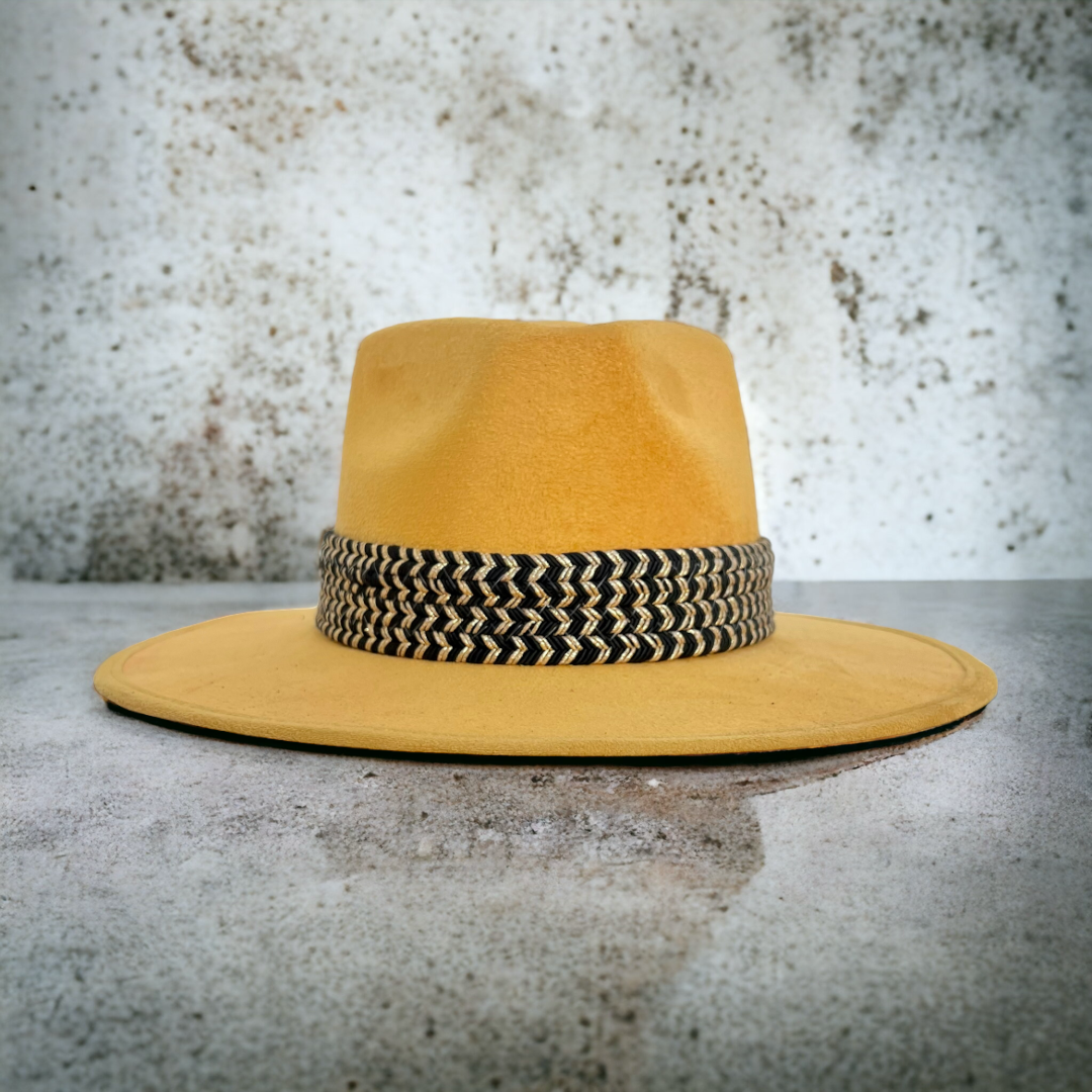 APALUSA Hat