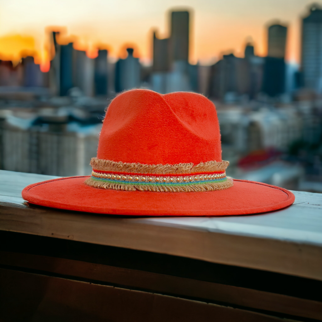 APALUSA Hat