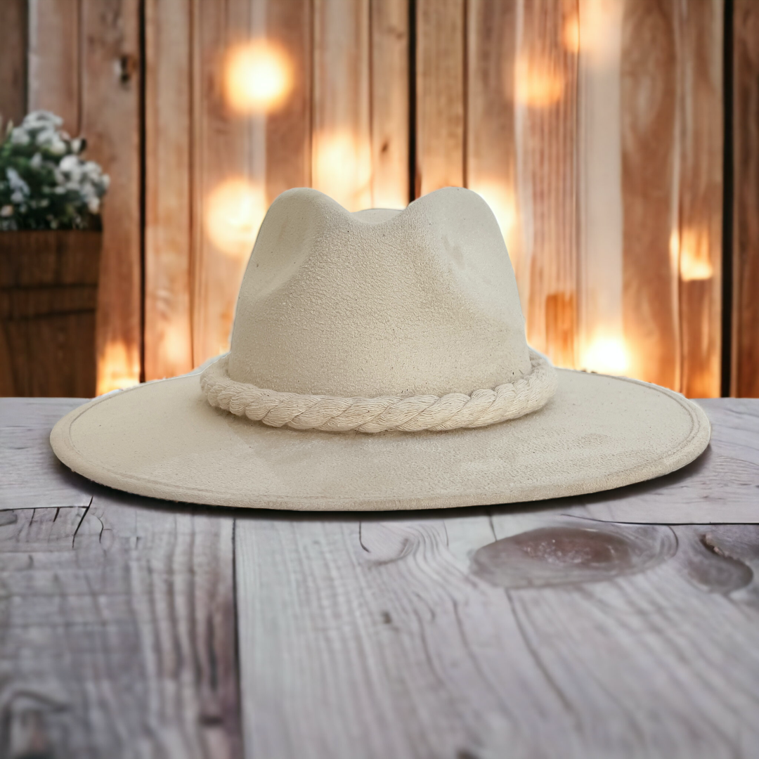 APALUSA Hat